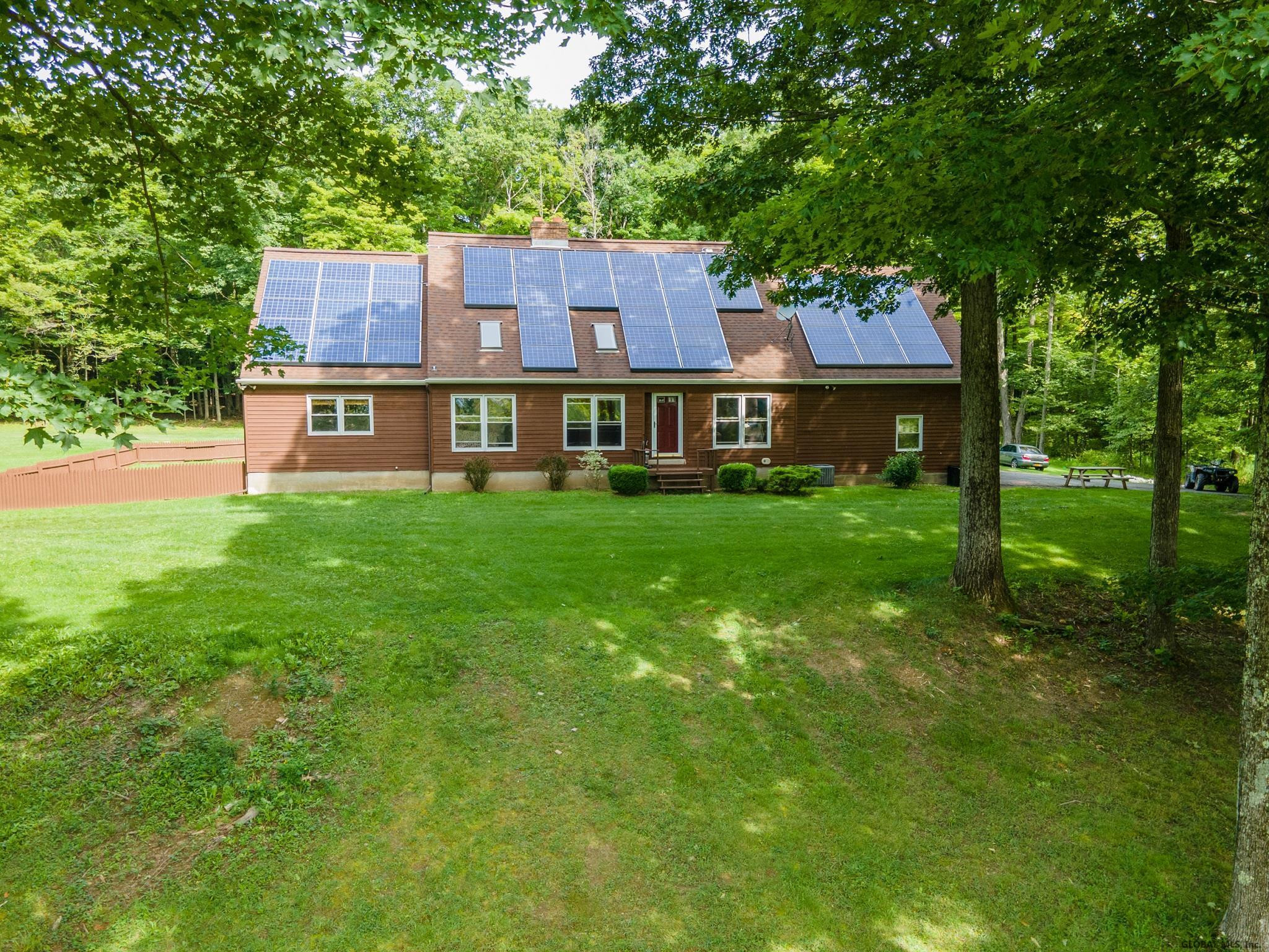297 Liddle Road Schenectady, NY 12306 - Photo 3 of 62 Photo 3