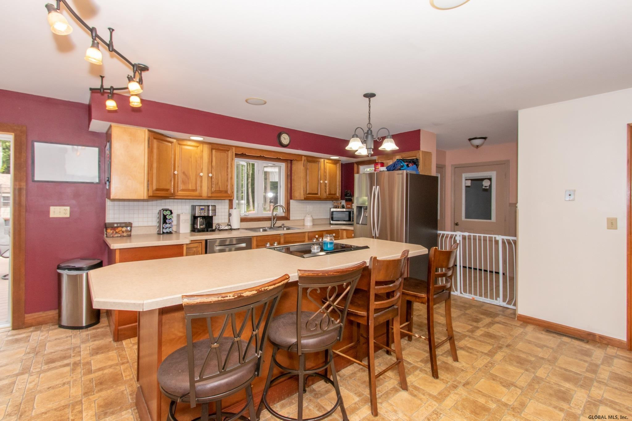 297 Liddle Road Schenectady, NY 12306 - Photo 7 of 62 Photo 7