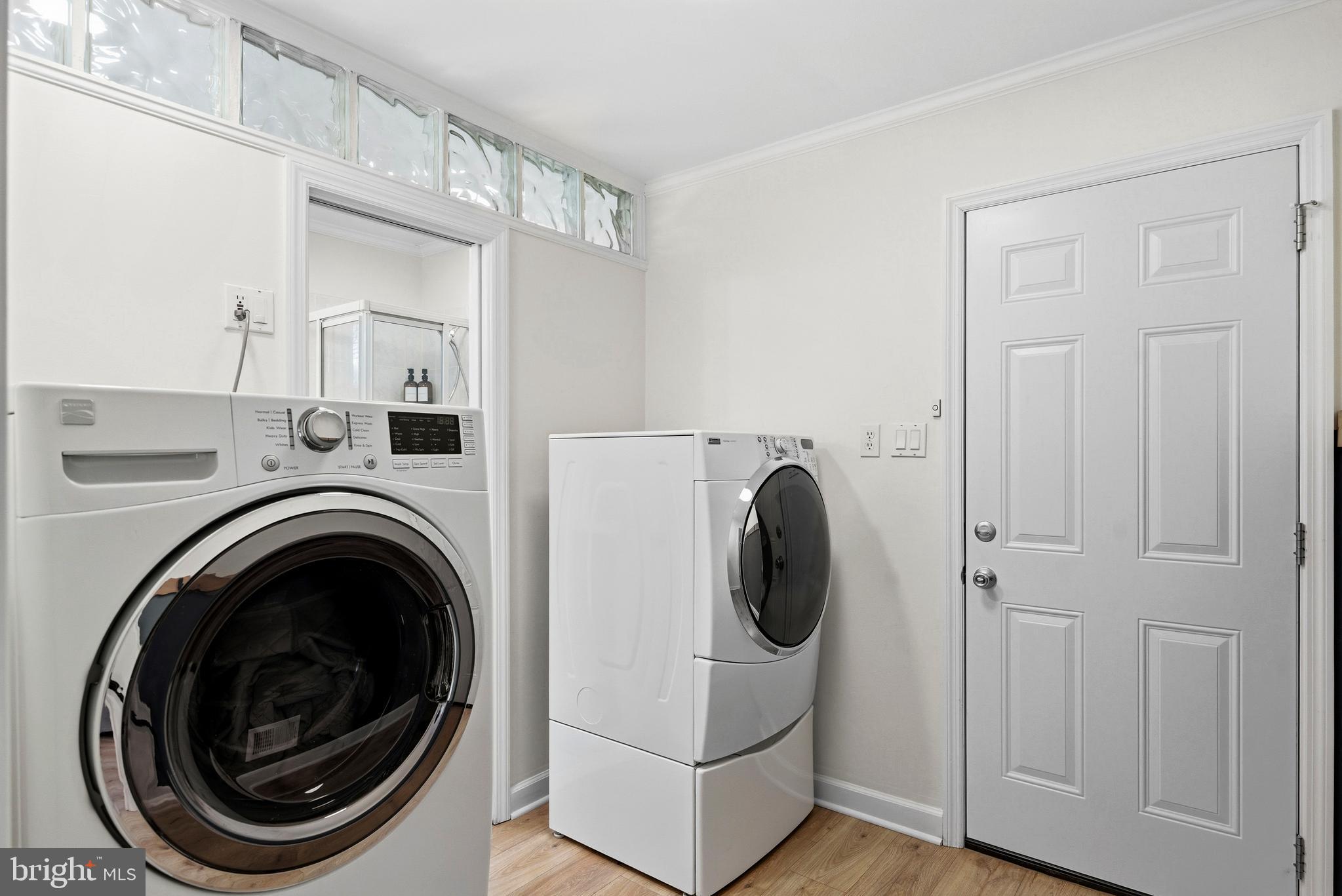 4030 Ravine Drive White Plains, MD 20695 - Photo 29 of 64 a utility room with dryer and washer