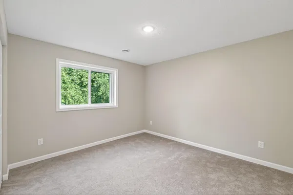 $139,900 | 1761 8th Avenue, Newport, MN 55055