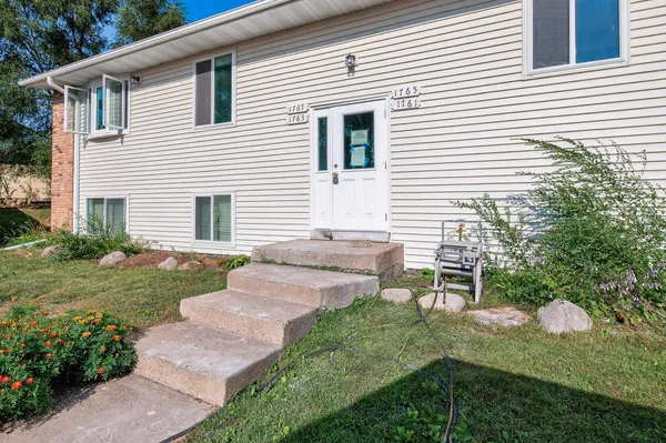 $139,900 | 1761 8th Avenue, Newport, MN 55055