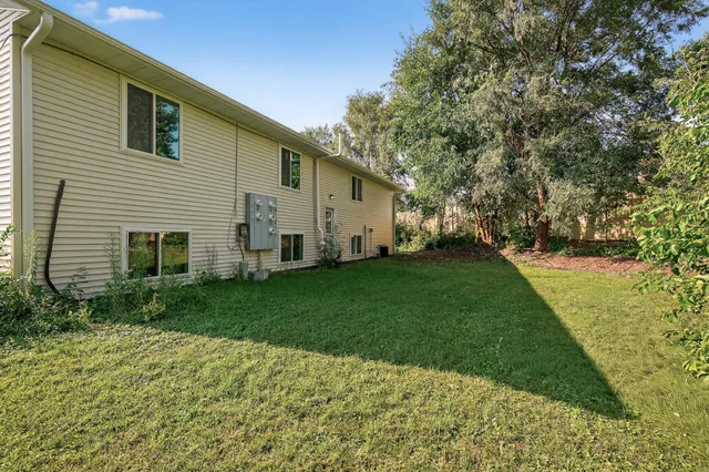 $149,900 | 1761 8th Avenue, Newport, MN 55055