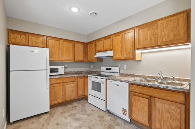 $149,900 | 1761 8th Avenue, Newport, MN 55055