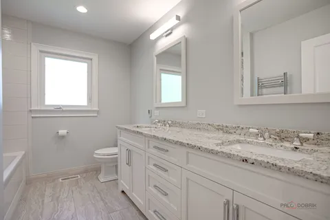 $1,350,000 | 125 North Ridge Road, Lake Forest, IL 60045