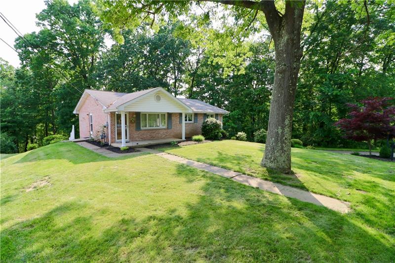 161 Marlene Road Beaver Falls, PA 15010 - Photo 3 of 15 Gallery Image 3
