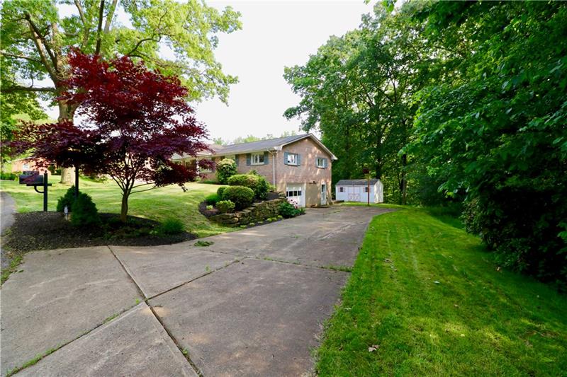 161 Marlene Road Beaver Falls, PA 15010 - Photo 4 of 15 Gallery Image 4