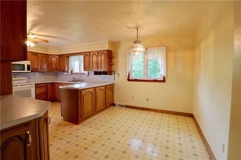 161 Marlene Road Beaver Falls, PA 15010 - Photo 10 of 15 Gallery Image 10