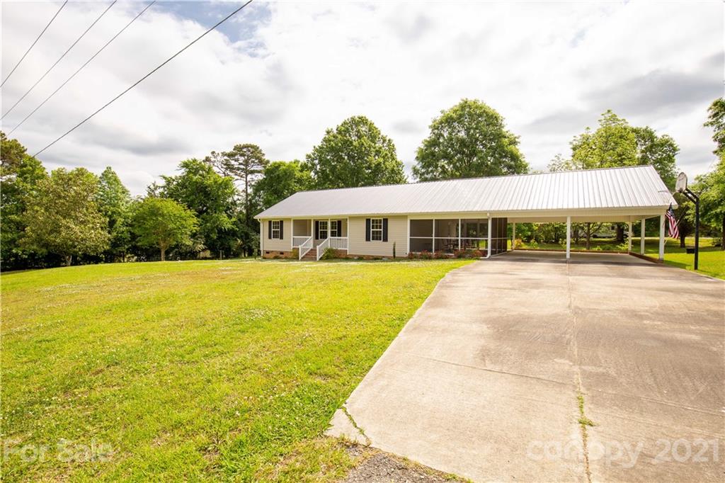 735 State Rd S-29-546 Lancaster, SC 29720 - Photo 3 of 23 Gallery Image 3