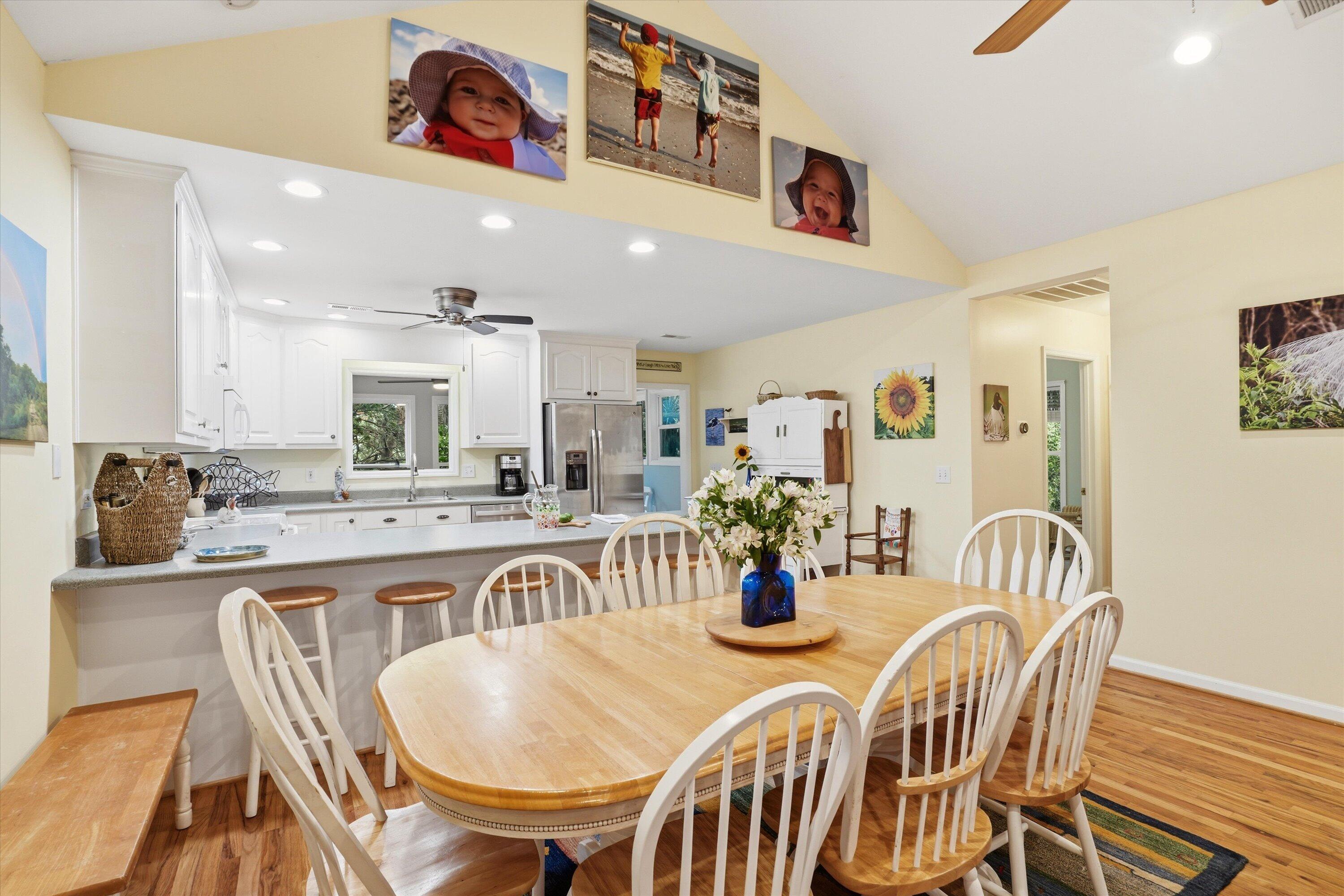 609 Dolphin Road Edisto Island, SC 29438 - Photo 17 of 65 14-016_DSC06543