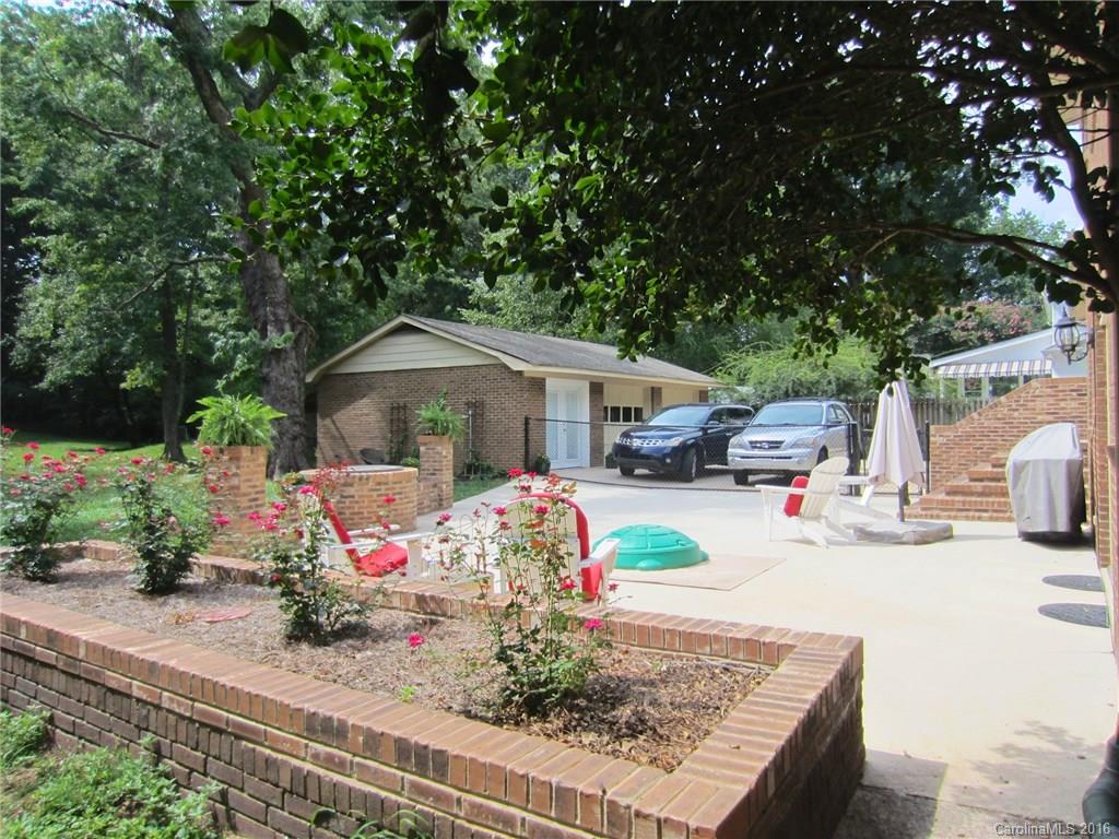 4800 Walker Road Charlotte, NC 28211 - Photo 1 of 18 Gallery Image 1