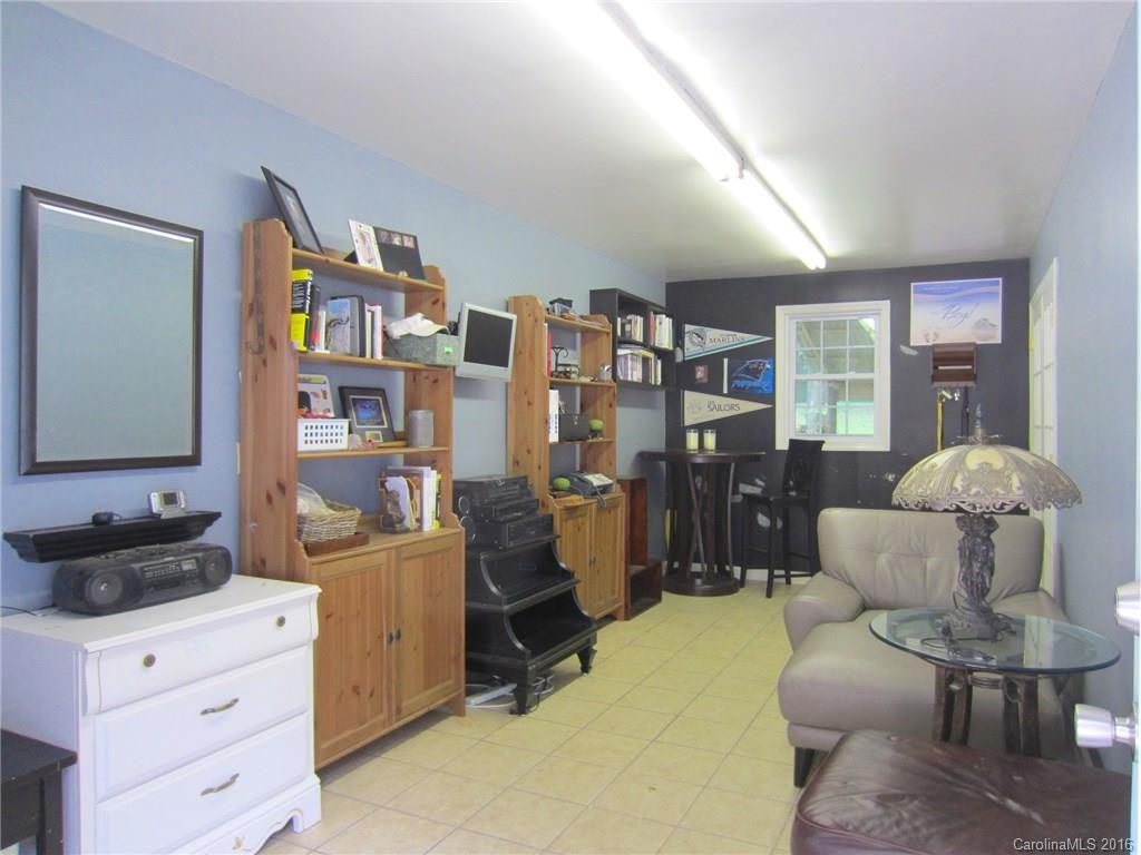 4800 Walker Road Charlotte, NC 28211 - Photo 13 of 18 Gallery Image 13