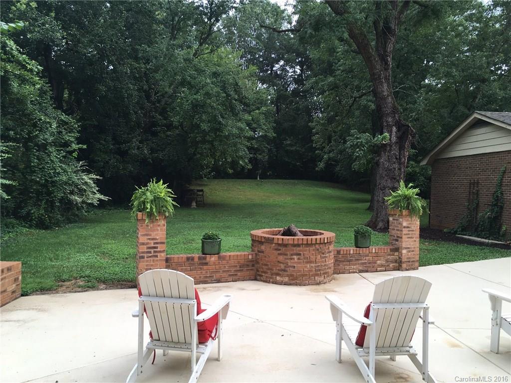 4800 Walker Road Charlotte, NC 28211 - Photo 17 of 18 Gallery Image 17