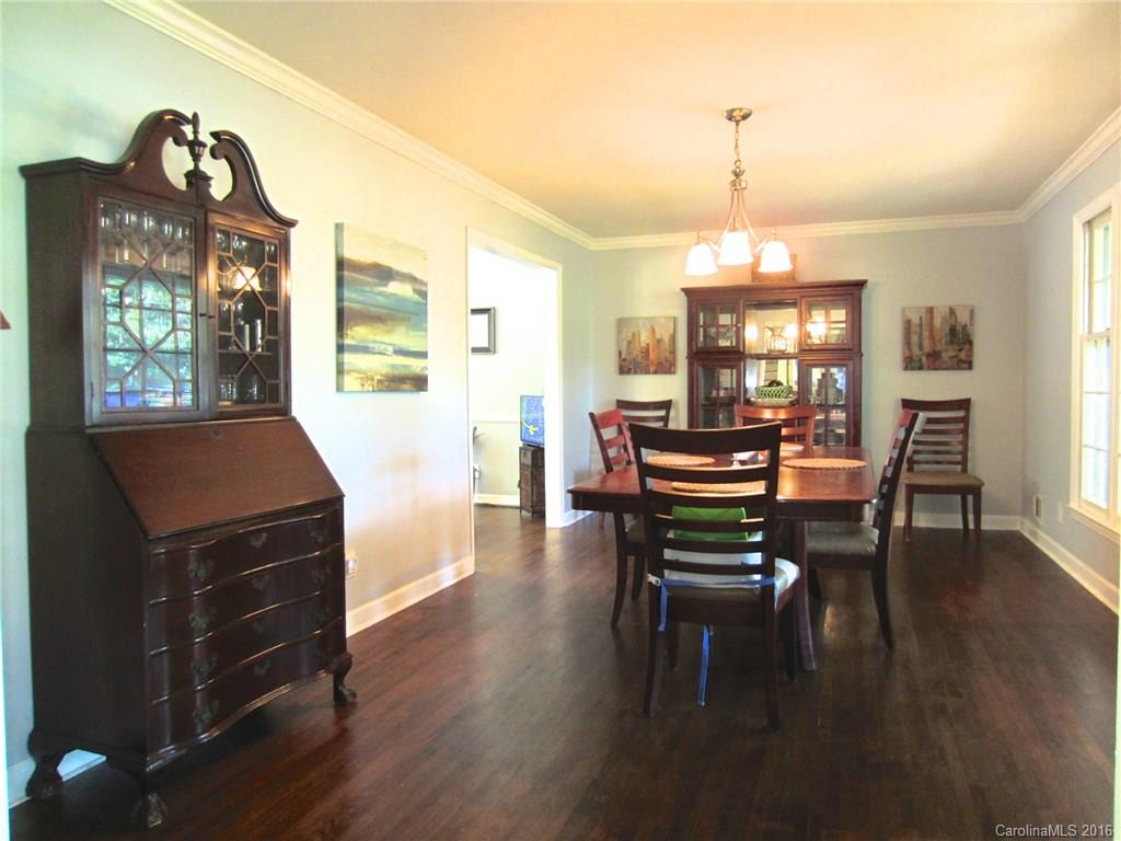 4800 Walker Road Charlotte, NC 28211 - Photo 4 of 18 Gallery Image 4