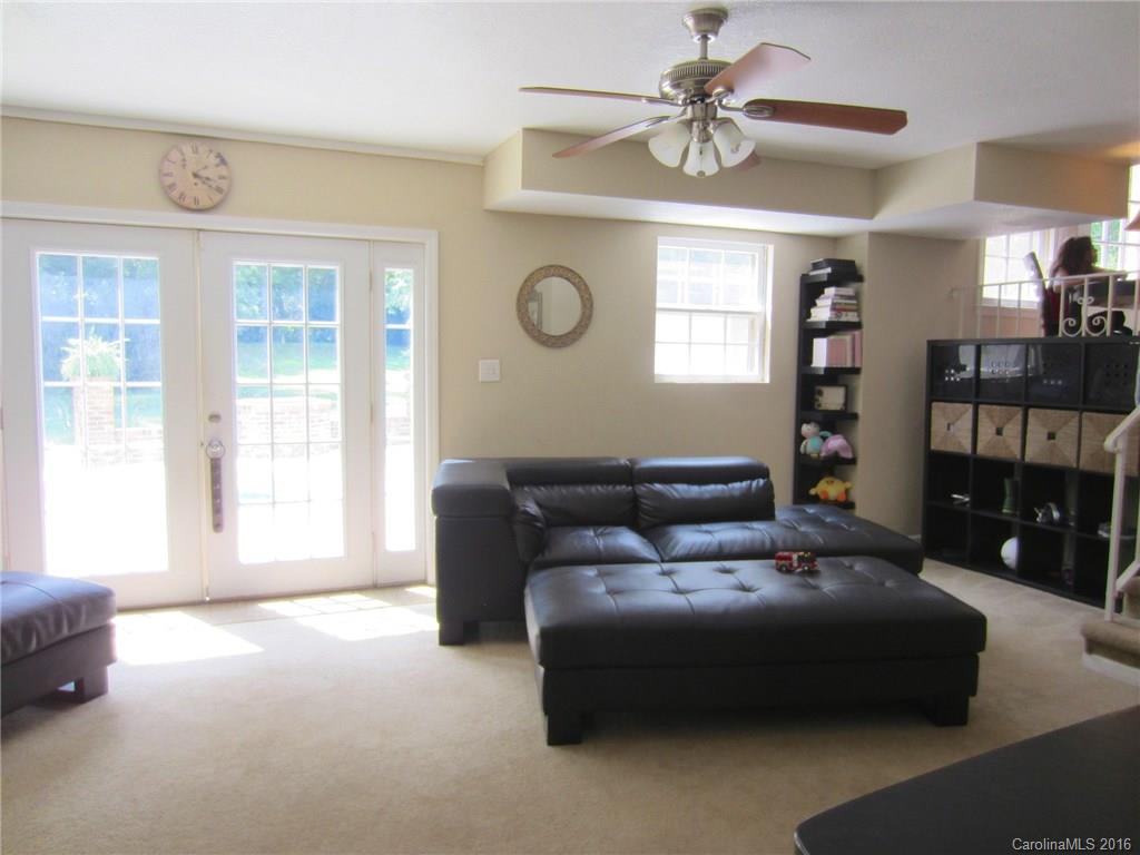4800 Walker Road Charlotte, NC 28211 - Photo 7 of 18 Gallery Image 7