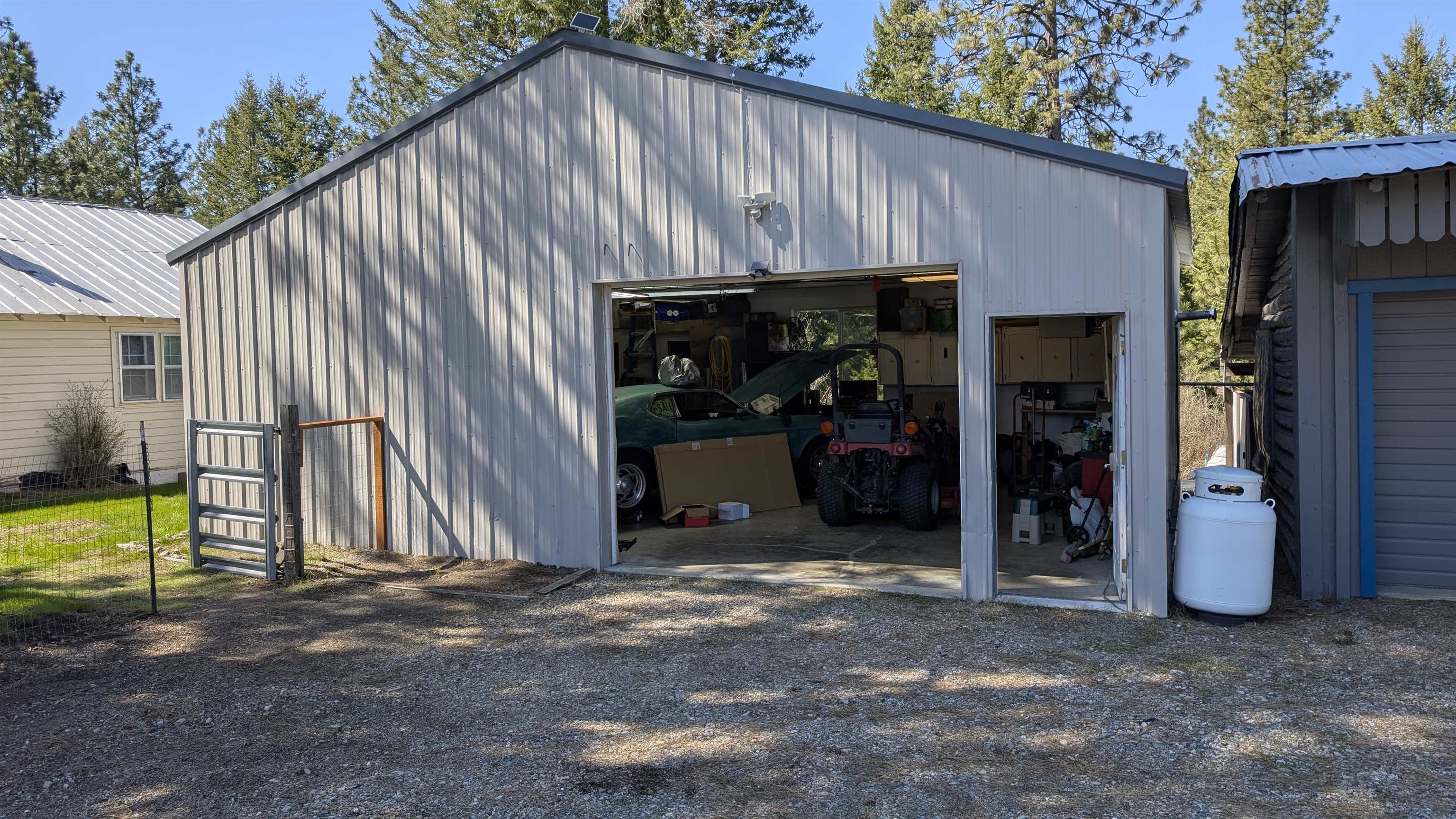 4807 East Chattaroy Road Chattaroy, WA 99003 - Photo 19 of 32