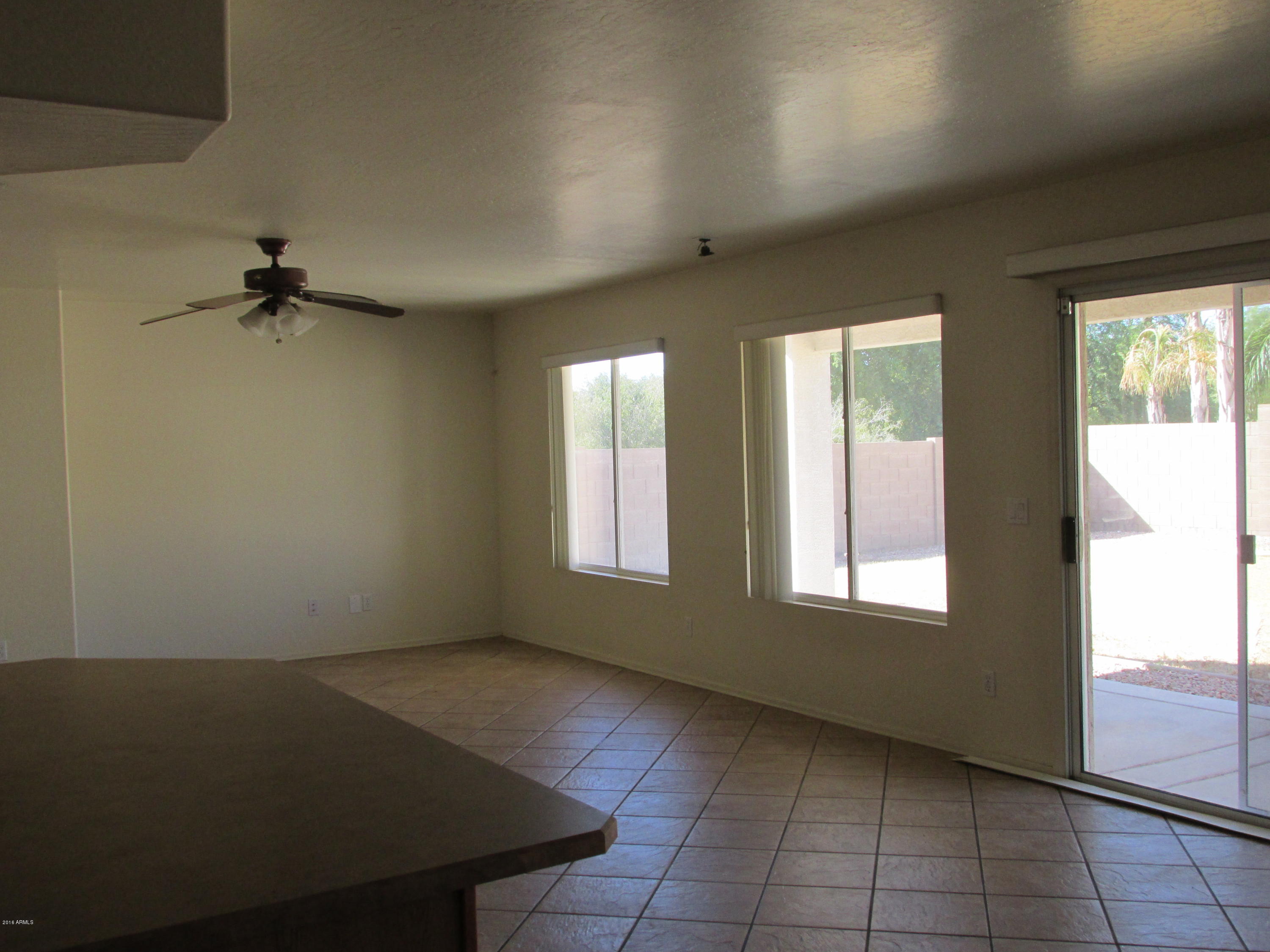 14890 West Bloomfield Road Surprise, AZ 85379 - Photo 8 of 39 8