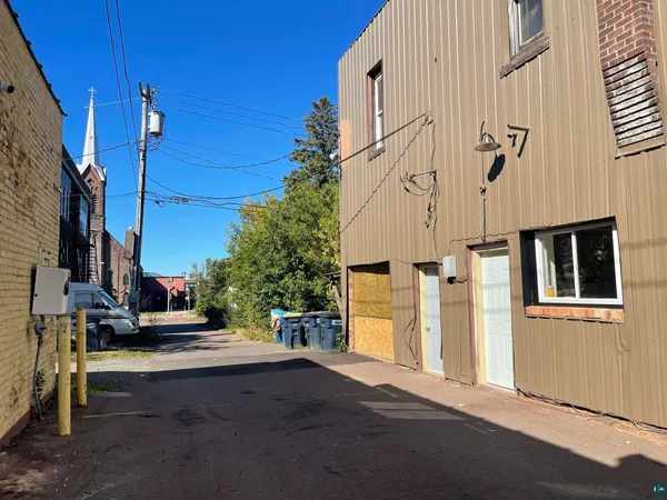 $850 | 213 Main Street East, Ashland, WI 54806
