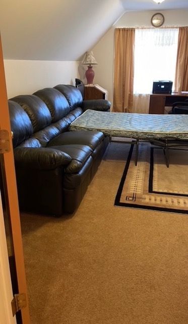 752 South Parkside Drive Round Lake, IL 60073 - Photo 21 of 38 a living room with furniture