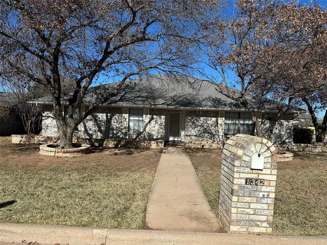 $2,500 | 1342 Summoner Lane, Abilene, TX 79602
