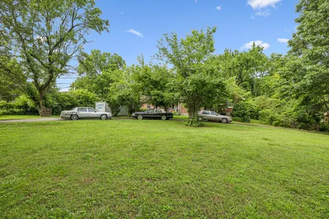$300,000 | 1112 Neelys Bend Road, Madison, TN 37115
