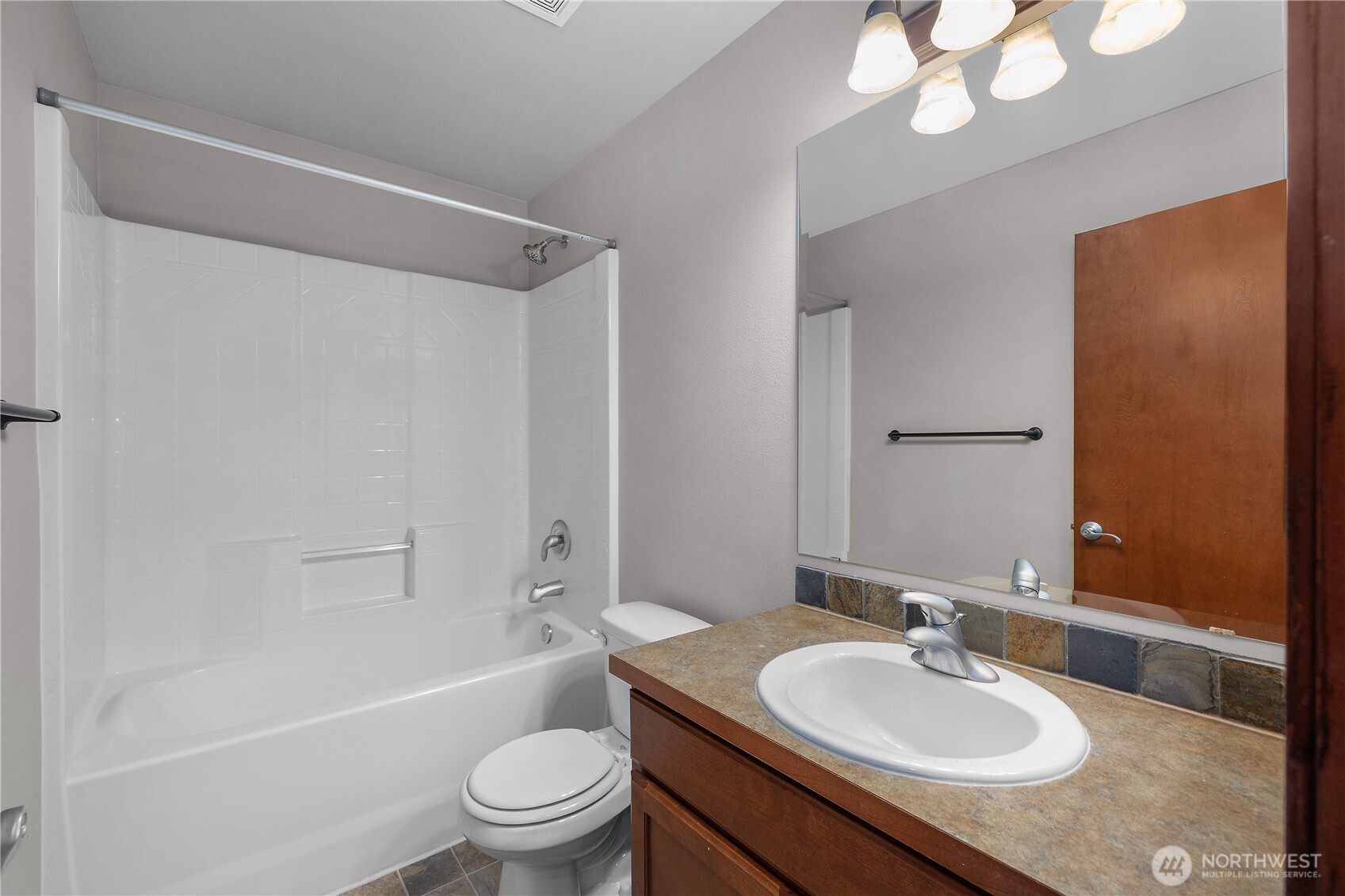 8645 29th Way Southeast Olympia, WA 98513 - Photo 15 of 31