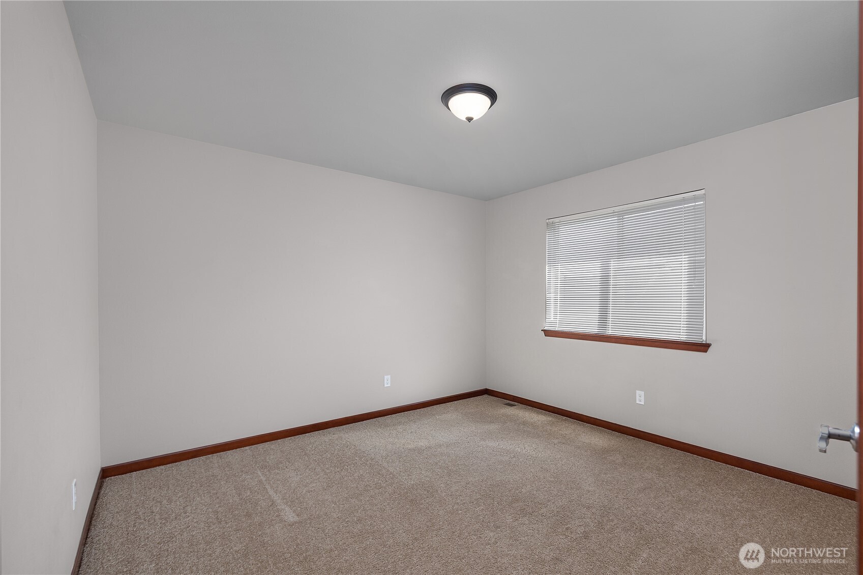 8645 29th Way Southeast Olympia, WA 98513 - Photo 16 of 31