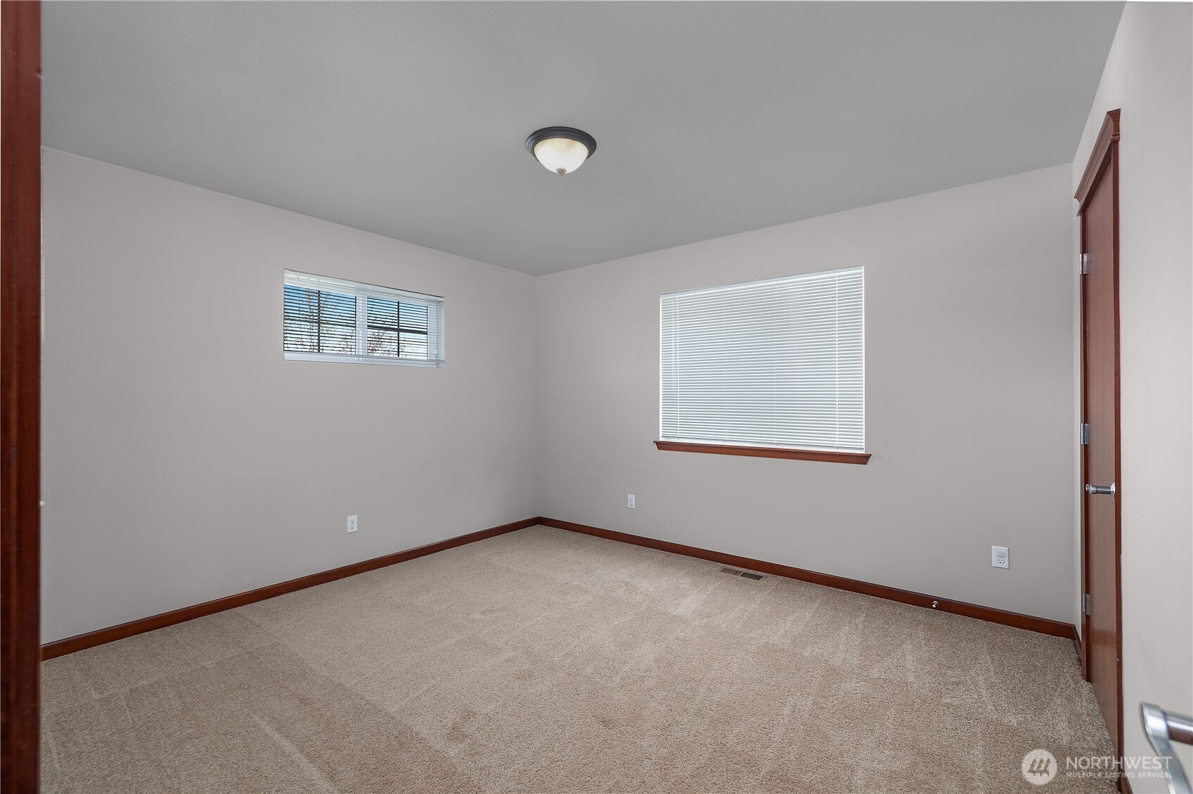 8645 29th Way Southeast Olympia, WA 98513 - Photo 17 of 31