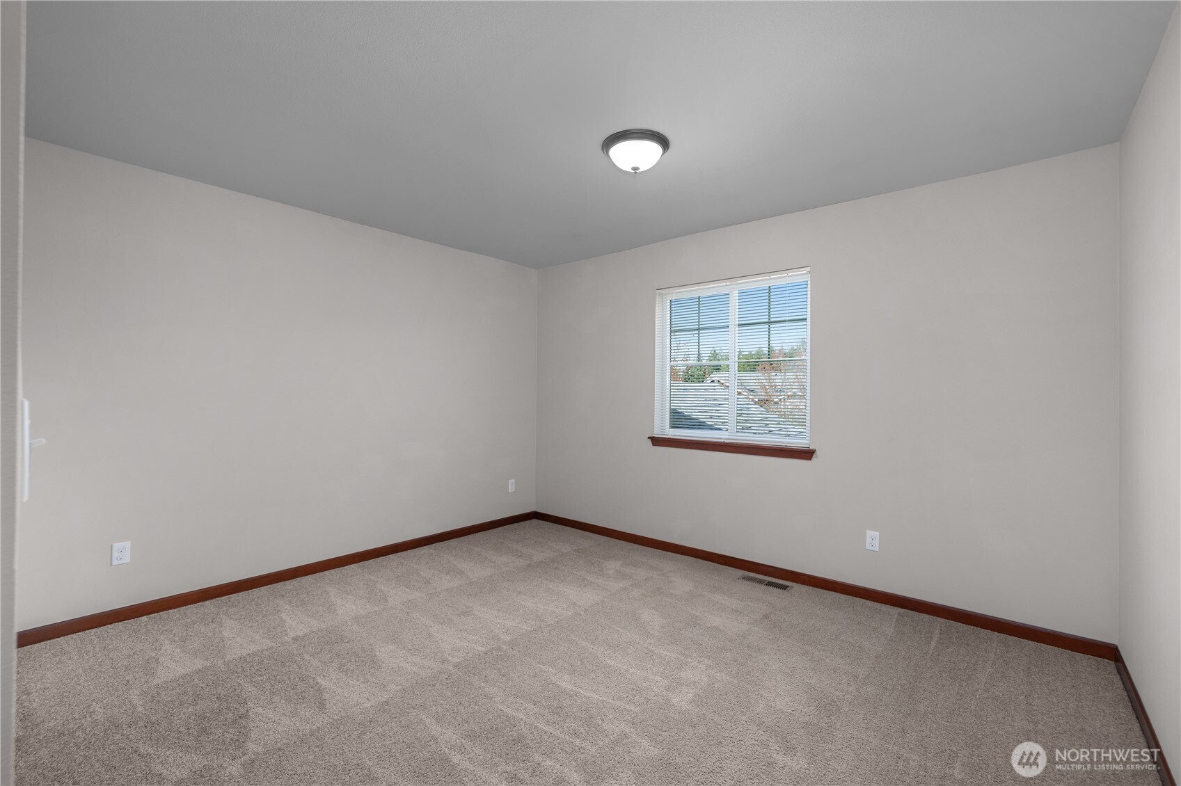 8645 29th Way Southeast Olympia, WA 98513 - Photo 19 of 31