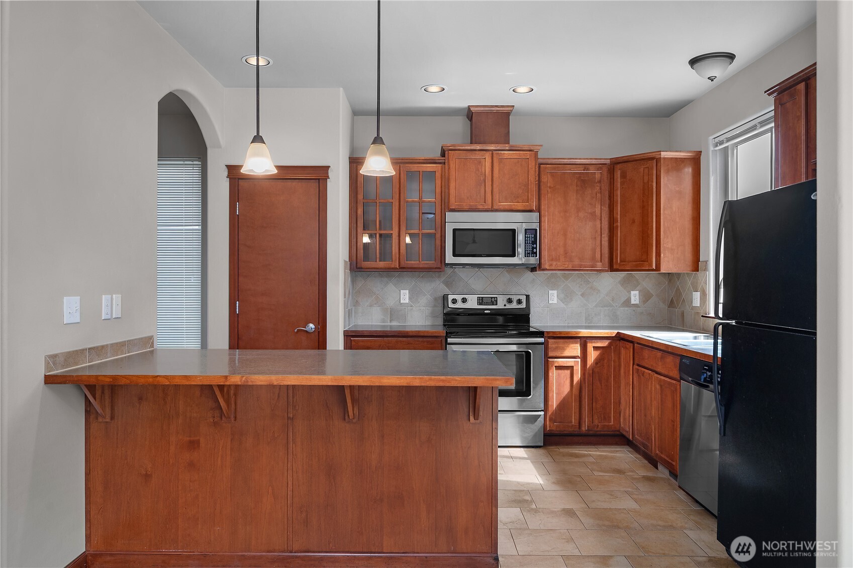 8645 29th Way Southeast Olympia, WA 98513 - Photo 7 of 31