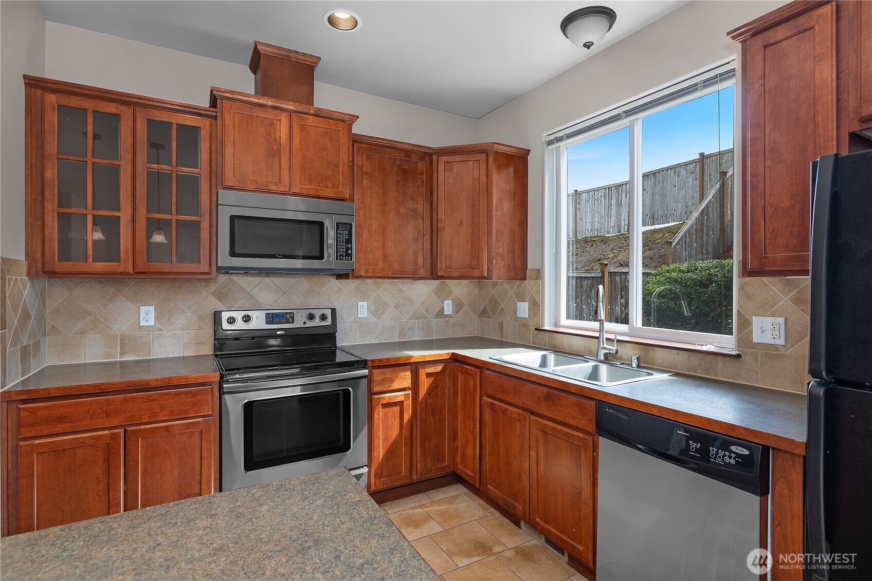 8645 29th Way Southeast Olympia, WA 98513 - Photo 8 of 31