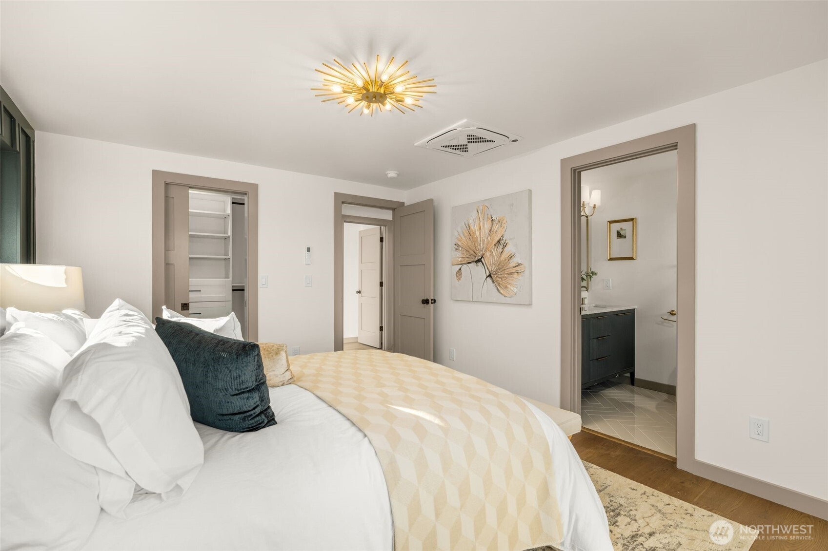 2332 17th Avenue South Seattle, WA 98144 - Photo 8 of 31