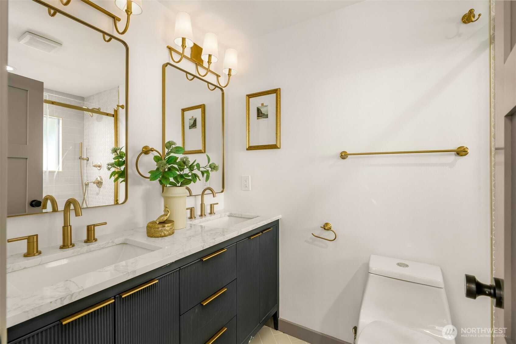 2332 17th Avenue South Seattle, WA 98144 - Photo 10 of 31