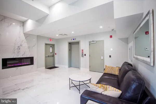 $2,700 | 526 Brown Street, Unit 501, Philadelphia, PA 19123