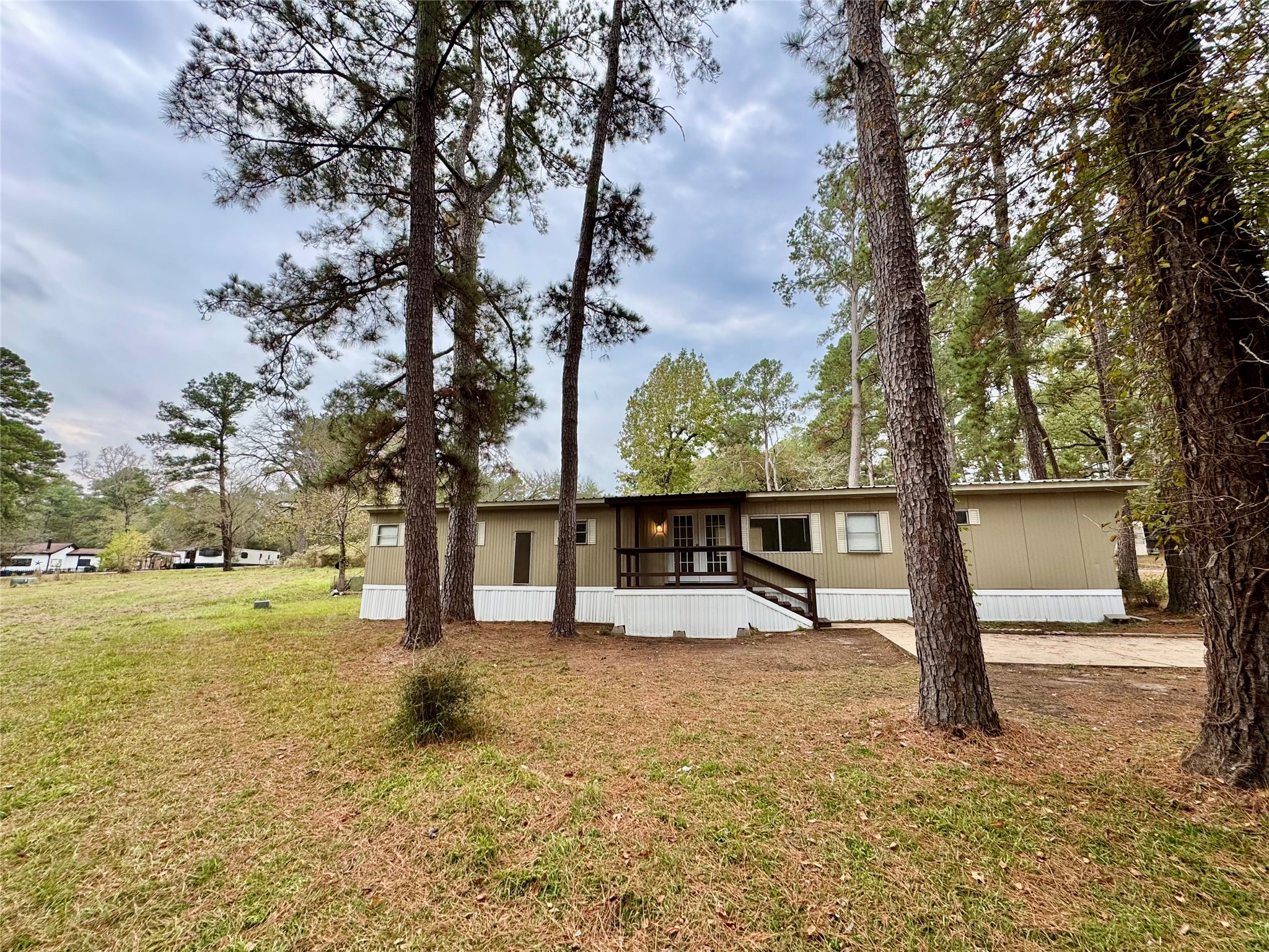 28 Heron Lane Trinity, TX 75862 - Photo 3 of 23