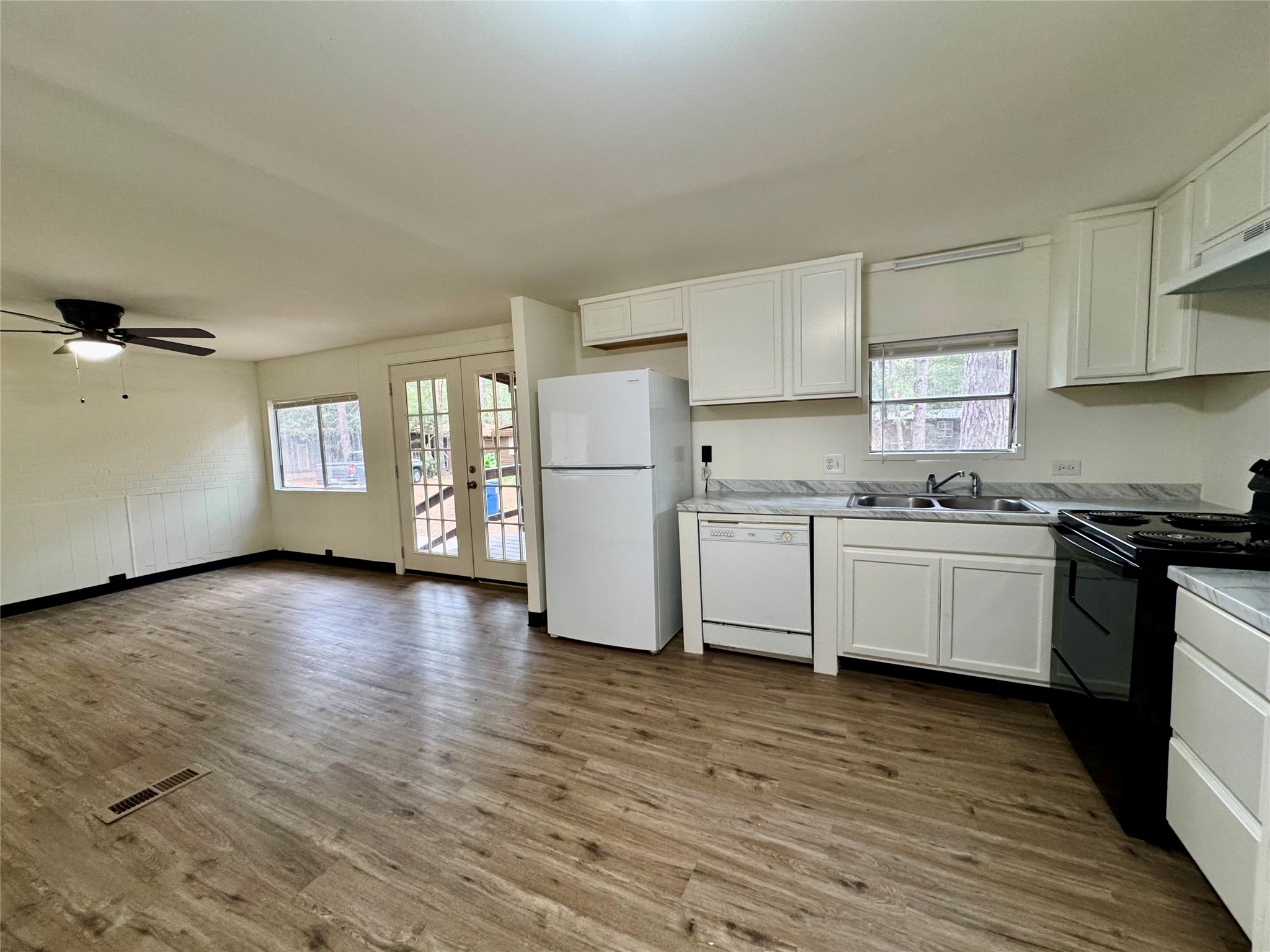 28 Heron Lane Trinity, TX 75862 - Photo 8 of 23