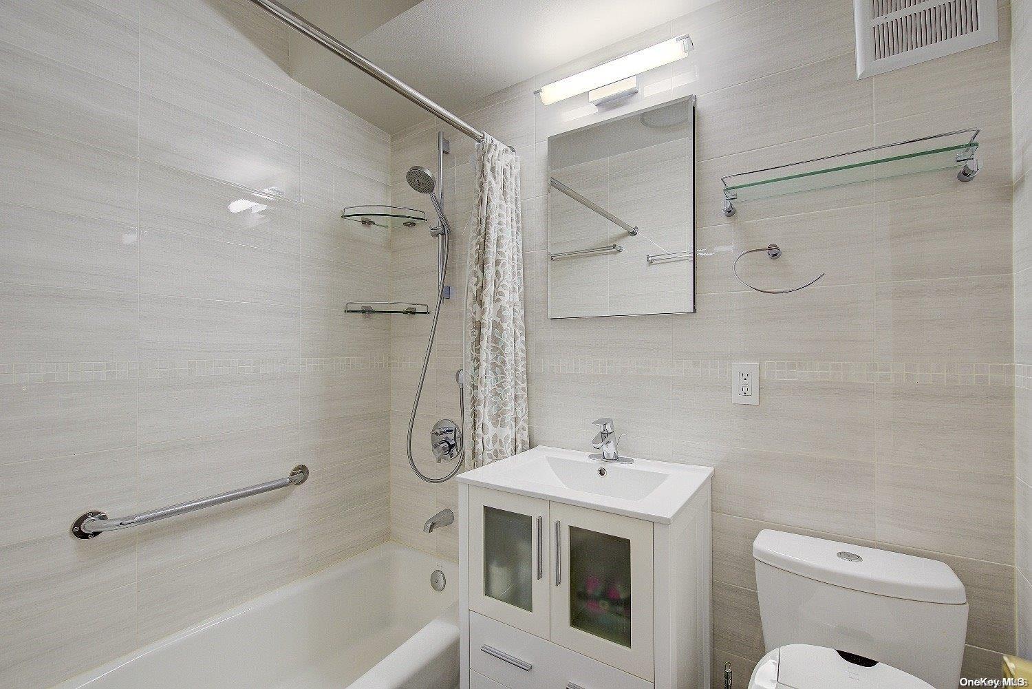 110-20 71st Road, Unit 217 Queens, NY 11375 - Photo 9 of 16 Gallery Image 9