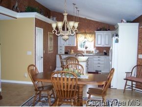14372 Spillway Road Girard, IL 62640 - Photo 6 of 12