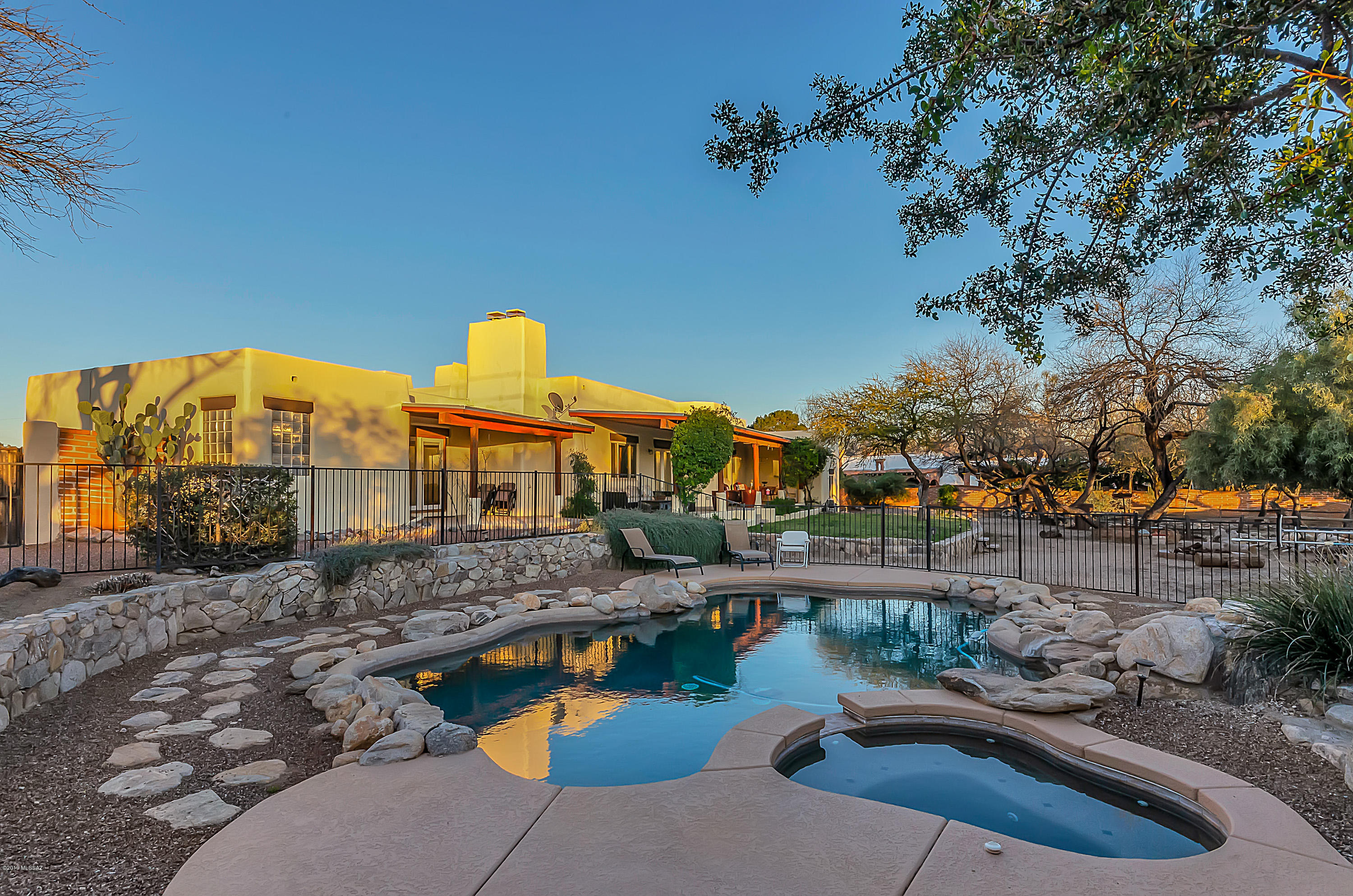 8750 East Bears Path Road Tucson, AZ 85749 - Photo 28 of 34