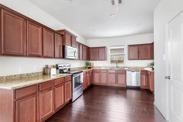 $274,999 | 10776 South Lake Mist Lane, Willis, TX 77318