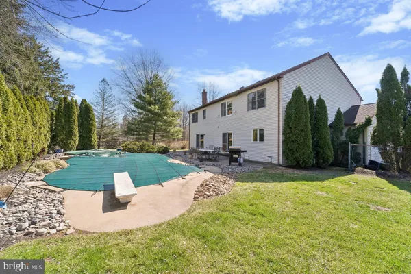 $1,190,000 | 137 Briarwood Drive, Holland, PA 18966
