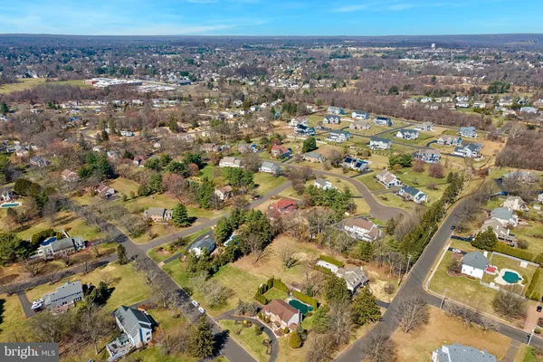 $1,190,000 | 137 Briarwood Drive, Holland, PA 18966