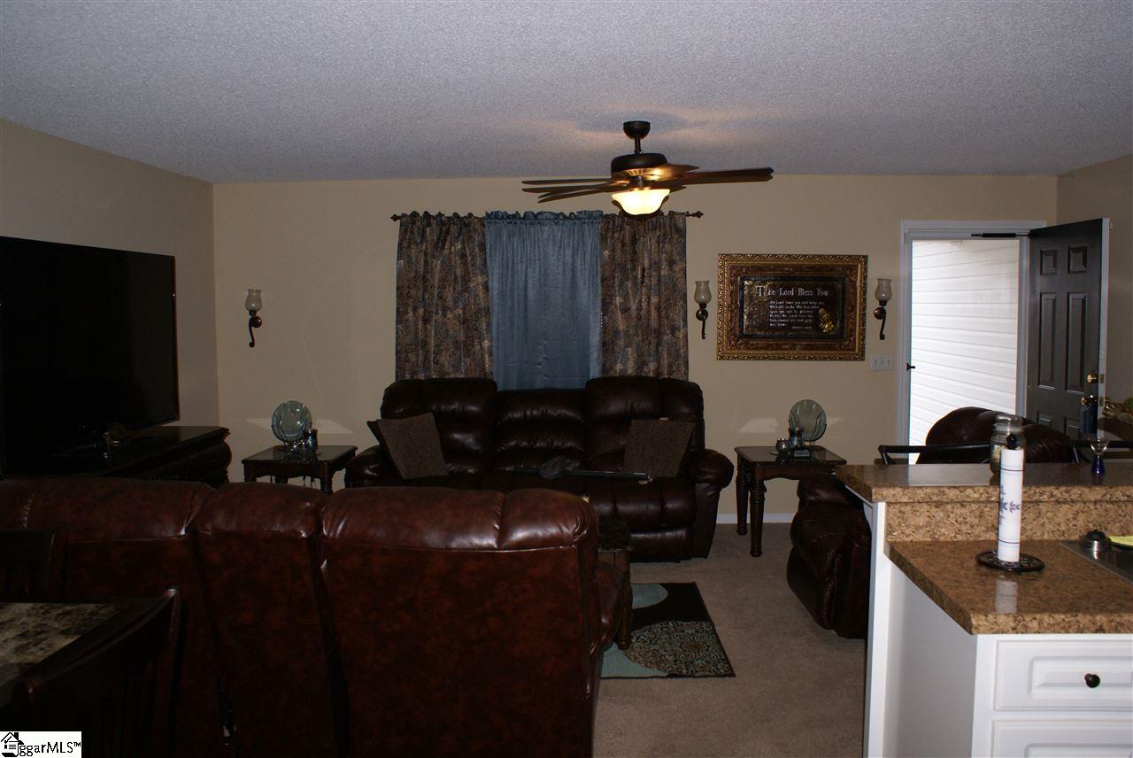 4 Ladder Court Fountain Inn, SC 29644 - Photo 2 of 20