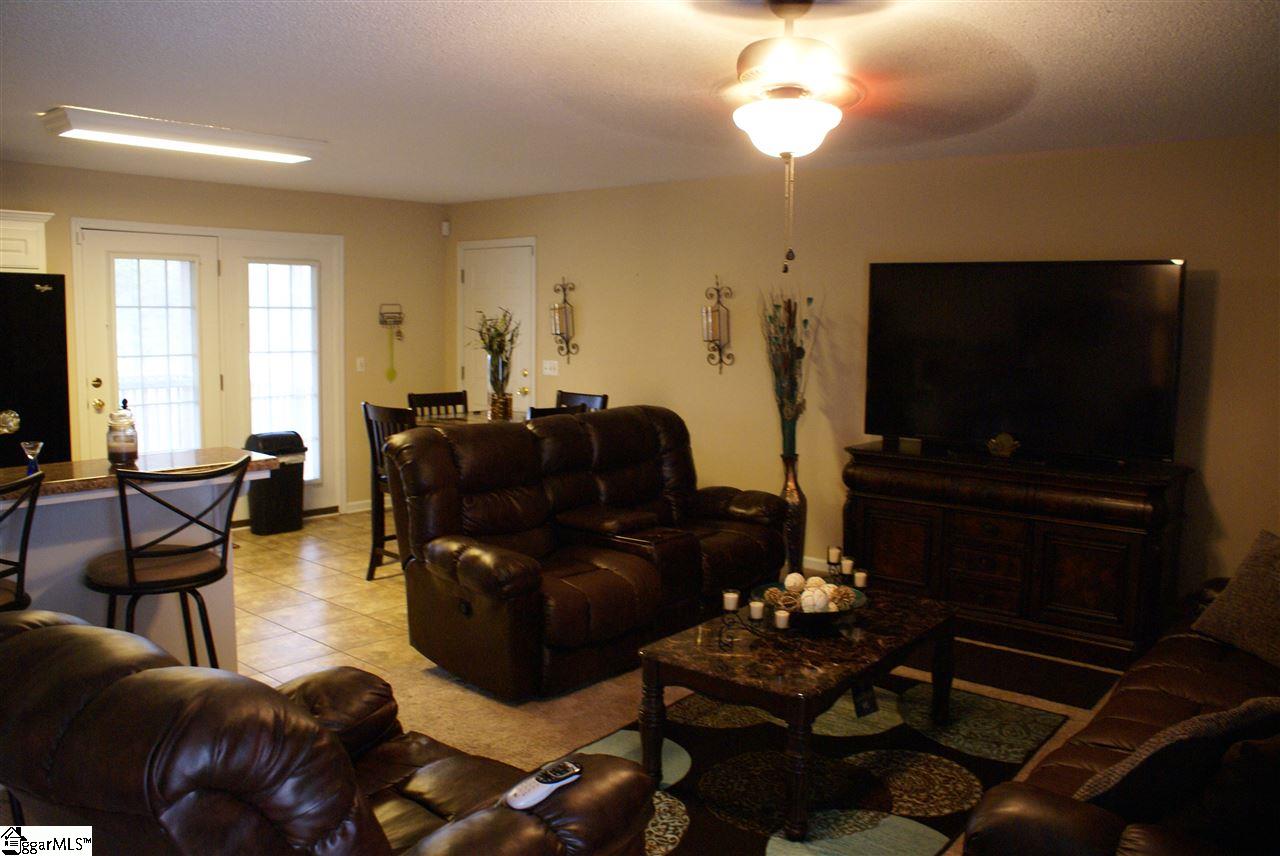 4 Ladder Court Fountain Inn, SC 29644 - Photo 4 of 20
