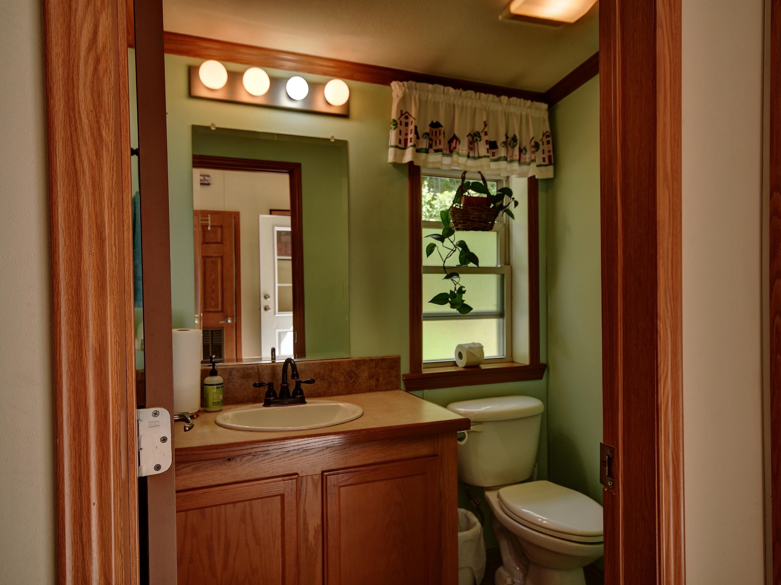 54 Boynton Road New Hampton, NH 03256 - Photo 27 of 40