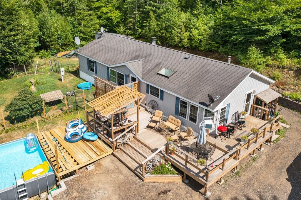 54 Boynton Road New Hampton, NH 03256 - Photo 4 of 40