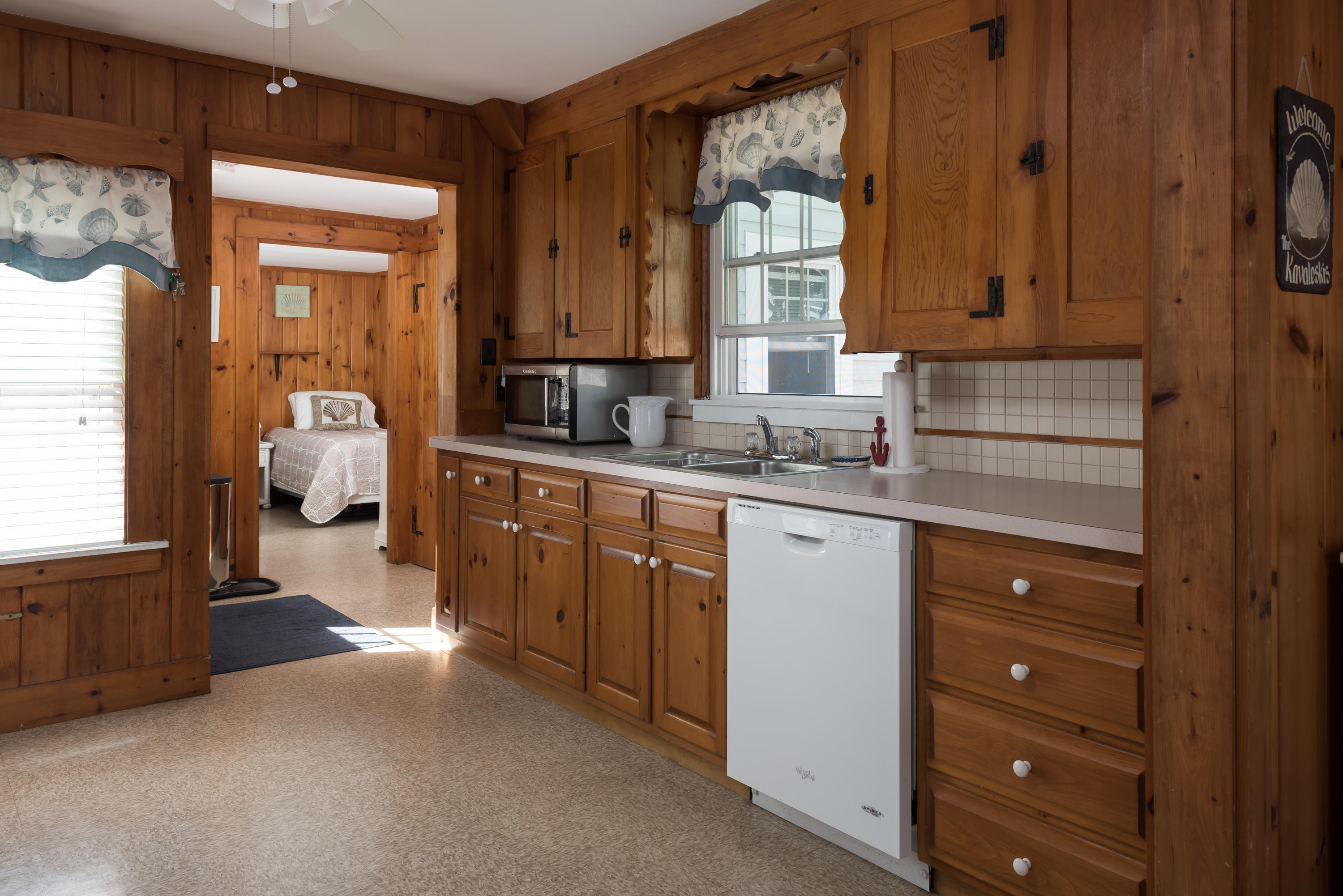 32 Harbor View Road Harwich Port, MA 02646 - Photo 16 of 40 32HarborView115