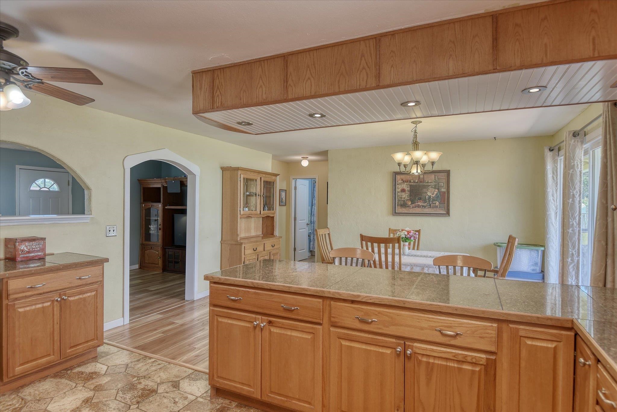 3907 East Cleveland Avenue Spokane, WA 99217 - Photo 13 of 46