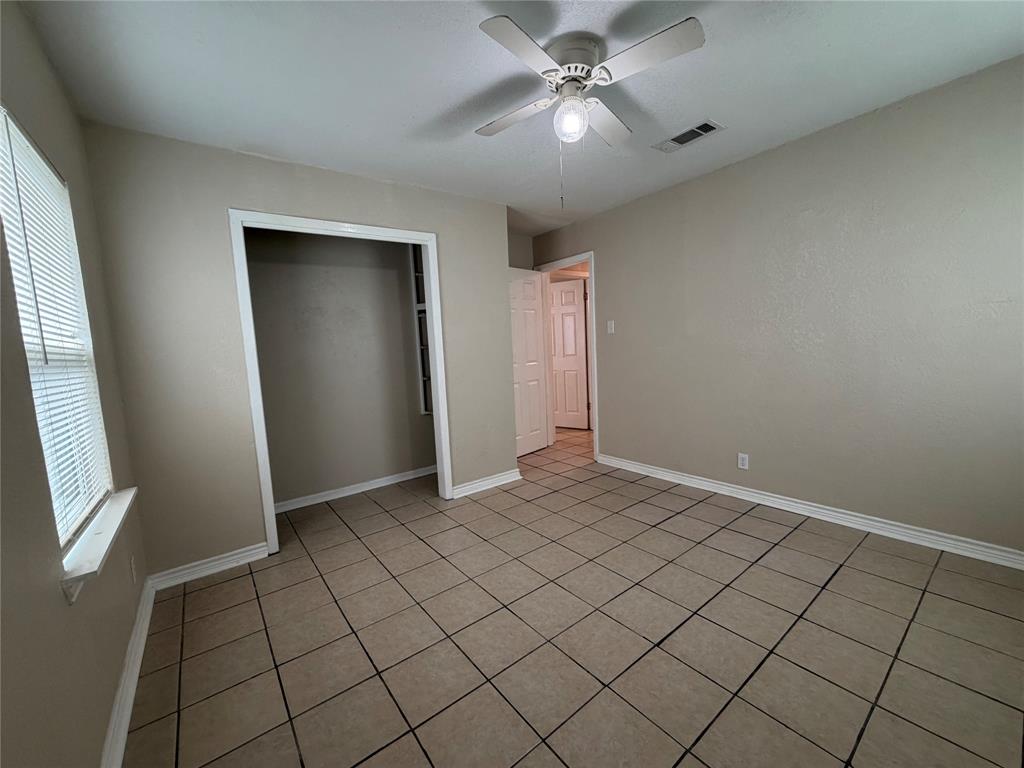 532 Northwest King Street Burleson, TX 76028 - Photo 17 of 17 a view of an empty room and window