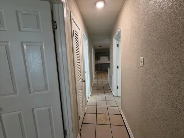 $1,550 | 532 Northwest King Street, Burleson, TX 76028