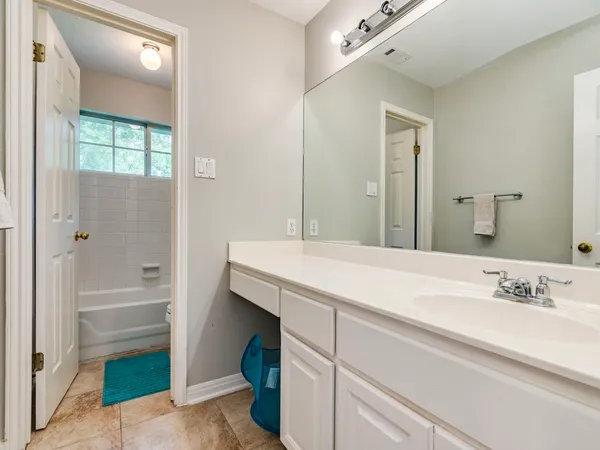$3,995 | 5847 Back Bay Lane, Austin, TX 78739